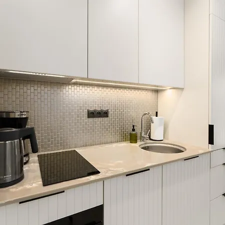 Mare Shellter Kolo Kolobrzegu 아파트 로고보