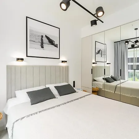 Mare Shellter Kolo Kolobrzegu * 로고보