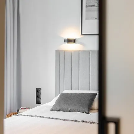 Mare Shellter Kolo Kolobrzegu